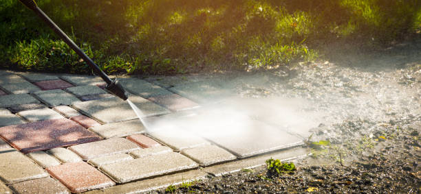 Best Pool Deck Cleaning  in Shasta, CA